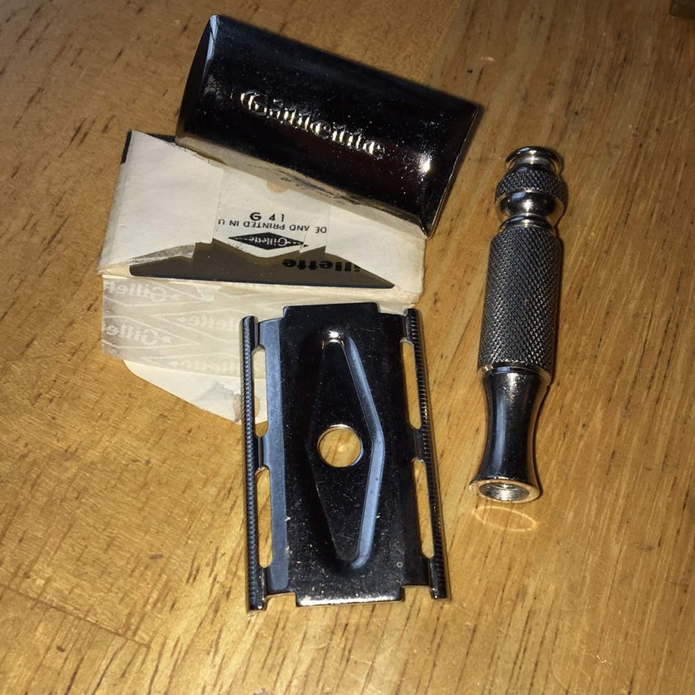 Vintage Gillette double edge razor J4 short handle travel kit mirror brass case - Picture 13 of 16